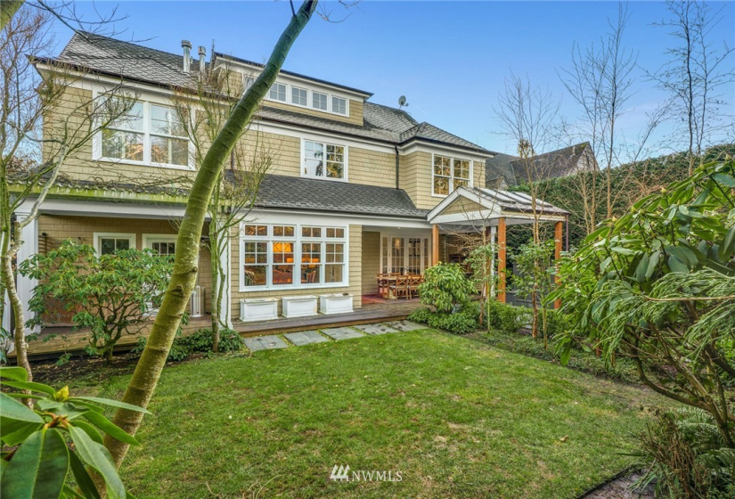 123 Dorffel, Seattle, Washington 98112, 4 Bedrooms Bedrooms, ,1 BathroomBathrooms,Residential,For Sale,Dorffel,NWM1871352
