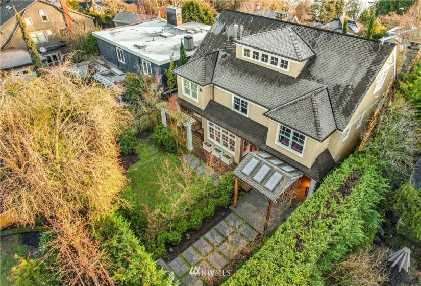 123 Dorffel, Seattle, Washington 98112, 4 Bedrooms Bedrooms, ,1 BathroomBathrooms,Residential,For Sale,Dorffel,NWM1871352