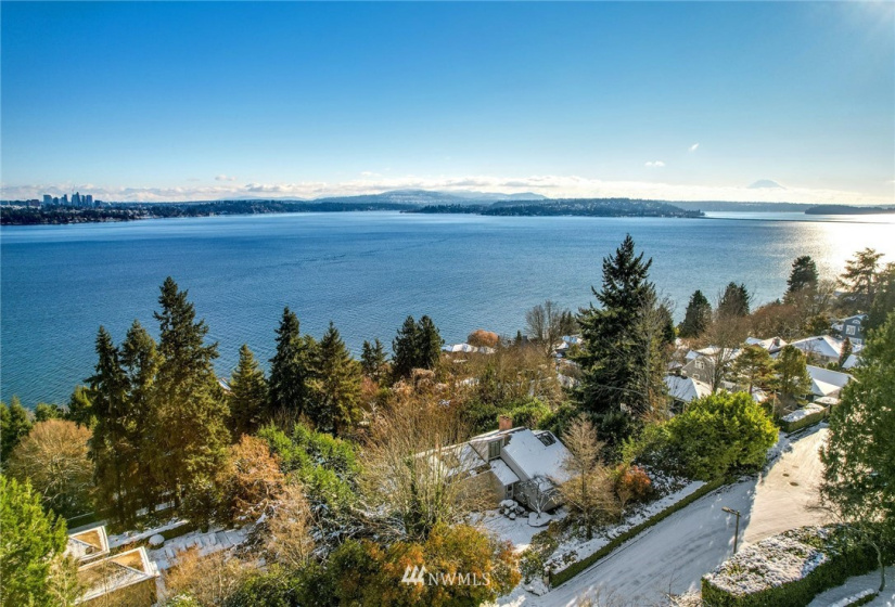 123 Dorffel, Seattle, Washington 98112, 4 Bedrooms Bedrooms, ,1 BathroomBathrooms,Residential,For Sale,Dorffel,NWM1871352