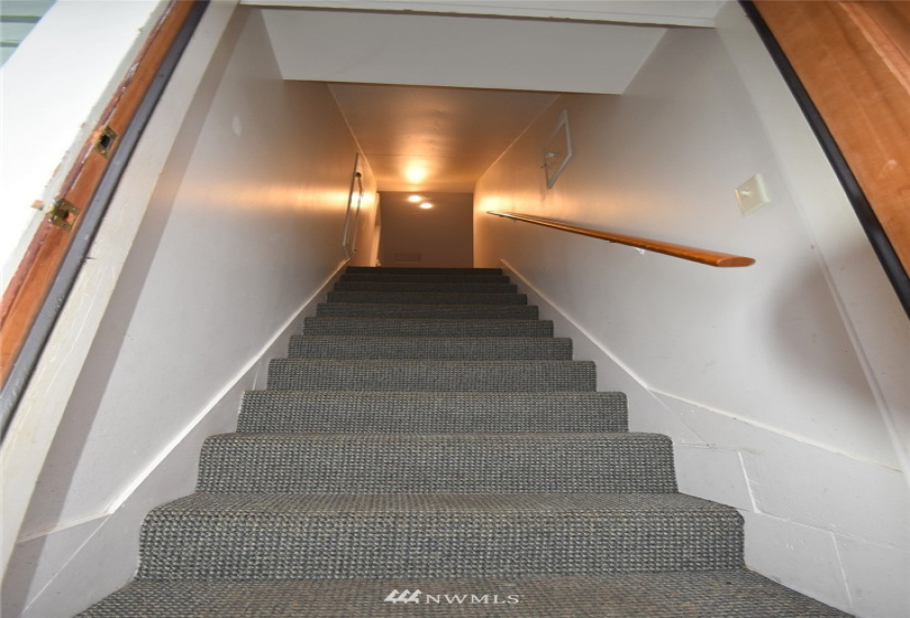 5054 7th, Seattle, Washington 98105, 1 Bedroom Bedrooms, ,1 BathroomBathrooms,Residential Lease,For Rent,7th,NWM1877574