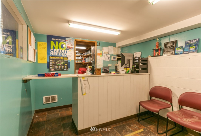 421 Mission, Wenatchee, Washington 98801, ,Commercial Sale,For Sale,Mission,NWM1877598