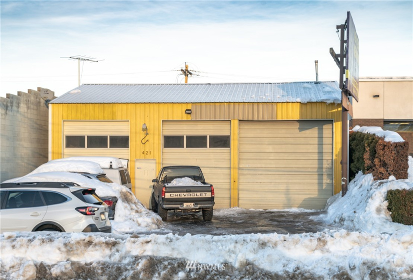 421 Mission, Wenatchee, Washington 98801, ,Commercial Sale,For Sale,Mission,NWM1877598