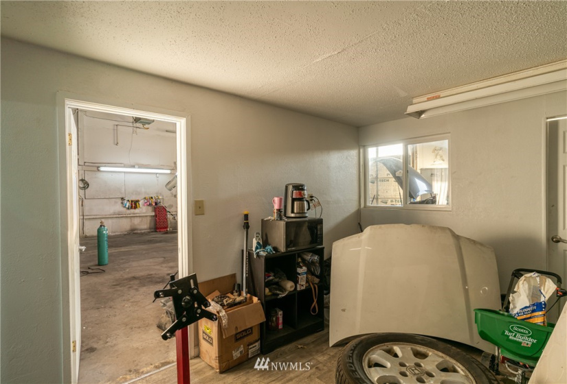 421 Mission, Wenatchee, Washington 98801, ,Commercial Sale,For Sale,Mission,NWM1877598