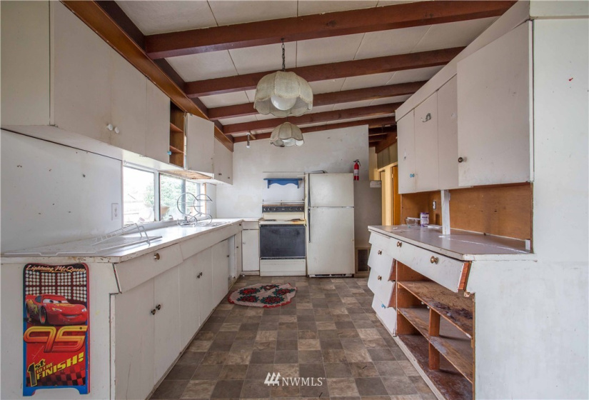 613 6th, Oak Harbor, Washington 98277, 3 Bedrooms Bedrooms, ,1 BathroomBathrooms,Residential,For Sale,Pattons 2nd Add,6th,NWM1874782