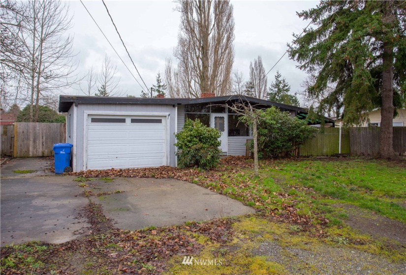 613 6th, Oak Harbor, Washington 98277, 3 Bedrooms Bedrooms, ,1 BathroomBathrooms,Residential,For Sale,Pattons 2nd Add,6th,NWM1874782