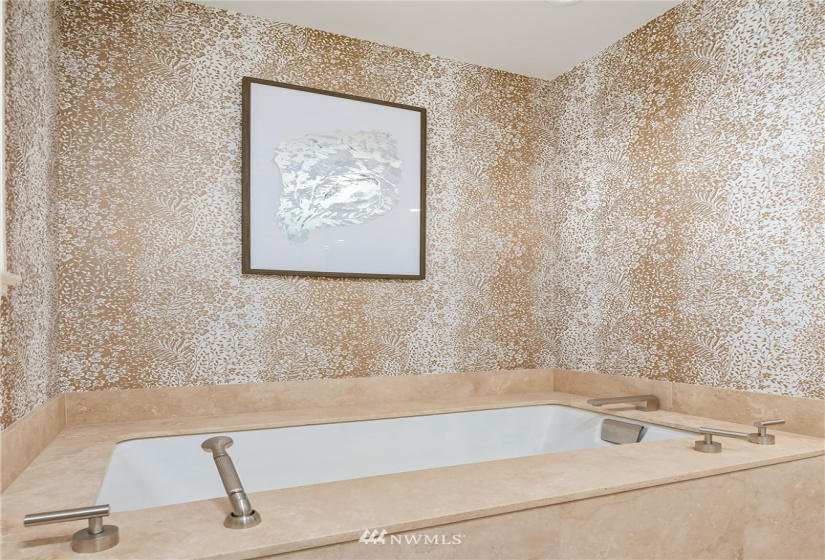 1223 Spring, Seattle, Washington 98104, 2 Bedrooms Bedrooms, ,1 BathroomBathrooms,Residential,For Sale,1223 Spring,Spring,NWM1877562