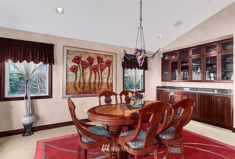 17209 Couger Maintain, Bellevue, Washington 98006, 5 Bedrooms Bedrooms, ,4 BathroomsBathrooms,Residential Lease,For Rent,Couger Maintain,NWM1876944