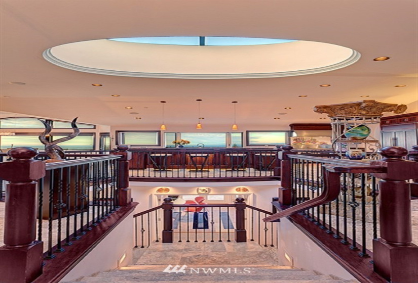 17209 Couger Maintain, Bellevue, Washington 98006, 5 Bedrooms Bedrooms, ,4 BathroomsBathrooms,Residential Lease,For Rent,Couger Maintain,NWM1876944