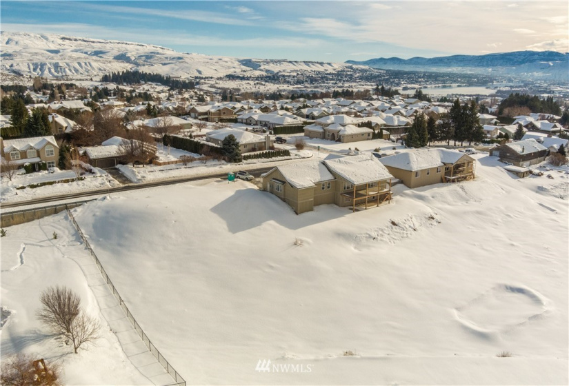 3646 School, Wenatchee, Washington 98801, ,Land,For Sale,LOT 1 SP 2016-060 LOT A BLA 2016-058,School,NWM1877500