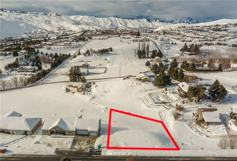 3646 School, Wenatchee, Washington 98801, ,Land,For Sale,LOT 1 SP 2016-060 LOT A BLA 2016-058,School,NWM1877500