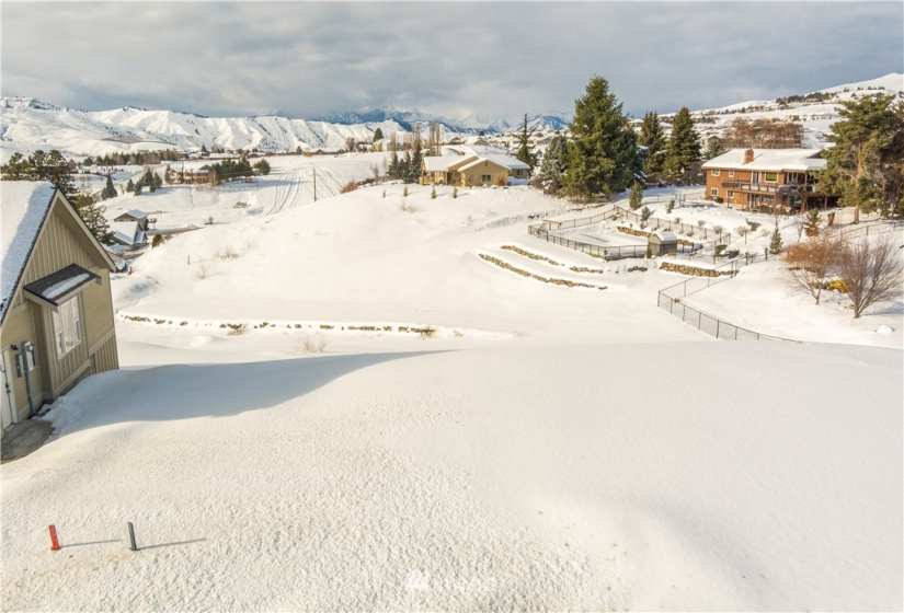 3646 School, Wenatchee, Washington 98801, ,Land,For Sale,LOT 1 SP 2016-060 LOT A BLA 2016-058,School,NWM1877500