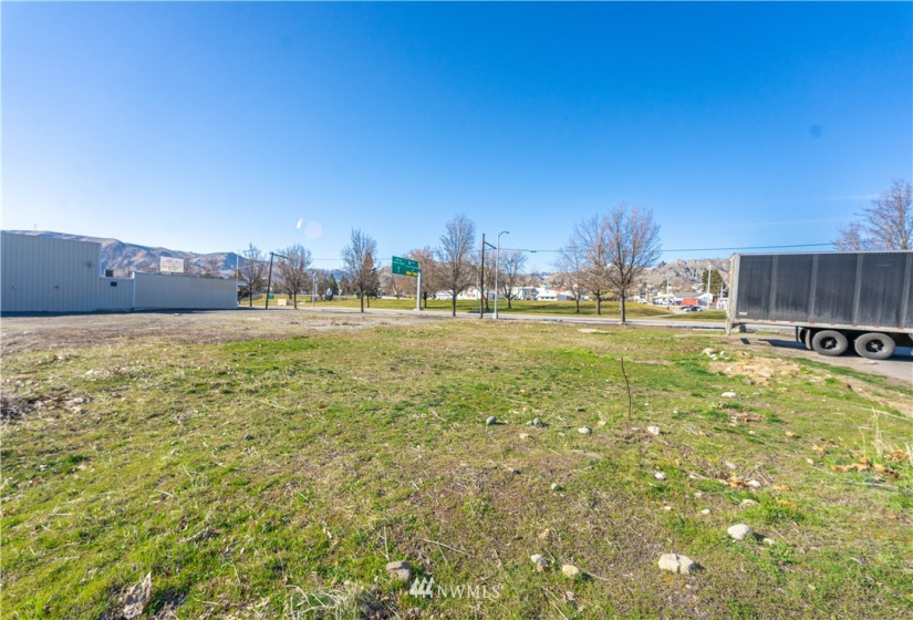 0 Wenatchee, Wenatchee, Washington 98801, ,Land,For Sale,COLUMBIA BRIDGE,Wenatchee,NWM1877710