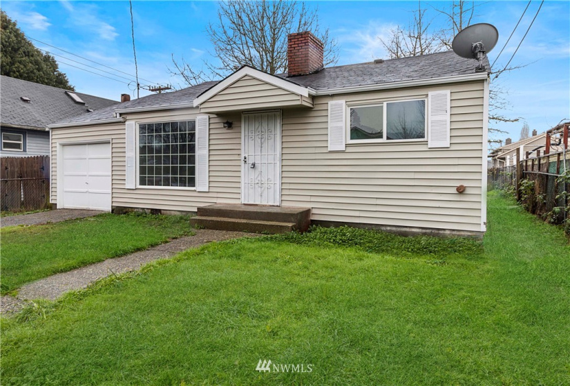 3947 Warsaw, Seattle, Washington 98118, 2 Bedrooms Bedrooms, ,2 BathroomsBathrooms,Residential,For Sale,Hillman City Div 06,Warsaw,NWM1877676
