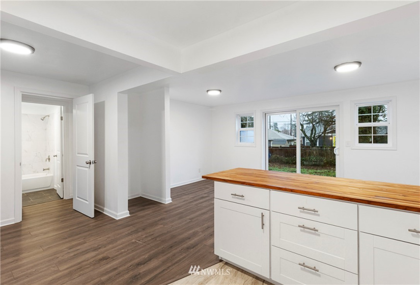 3947 Warsaw, Seattle, Washington 98118, 2 Bedrooms Bedrooms, ,2 BathroomsBathrooms,Residential,For Sale,Hillman City Div 06,Warsaw,NWM1877676