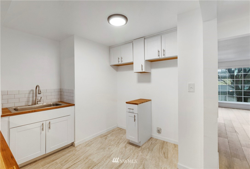 3947 Warsaw, Seattle, Washington 98118, 2 Bedrooms Bedrooms, ,2 BathroomsBathrooms,Residential,For Sale,Hillman City Div 06,Warsaw,NWM1877676