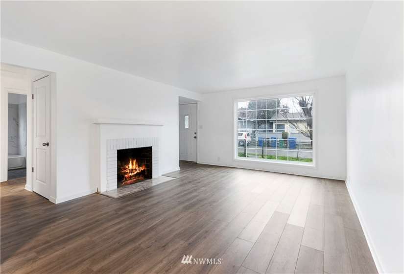 3947 Warsaw, Seattle, Washington 98118, 2 Bedrooms Bedrooms, ,2 BathroomsBathrooms,Residential,For Sale,Hillman City Div 06,Warsaw,NWM1877676