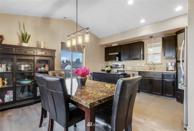5264 121st, Vancouver, Washington 98682, 2 Bedrooms Bedrooms, ,2 BathroomsBathrooms,Residential,For Sale,ONE LAKE PLACE CONDO PH 1 UNIT 276 SUB 2002,121st,NWM1875827