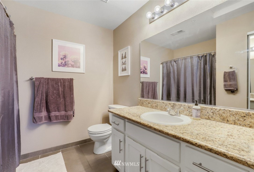 5264 121st, Vancouver, Washington 98682, 2 Bedrooms Bedrooms, ,2 BathroomsBathrooms,Residential,For Sale,ONE LAKE PLACE CONDO PH 1 UNIT 276 SUB 2002,121st,NWM1875827