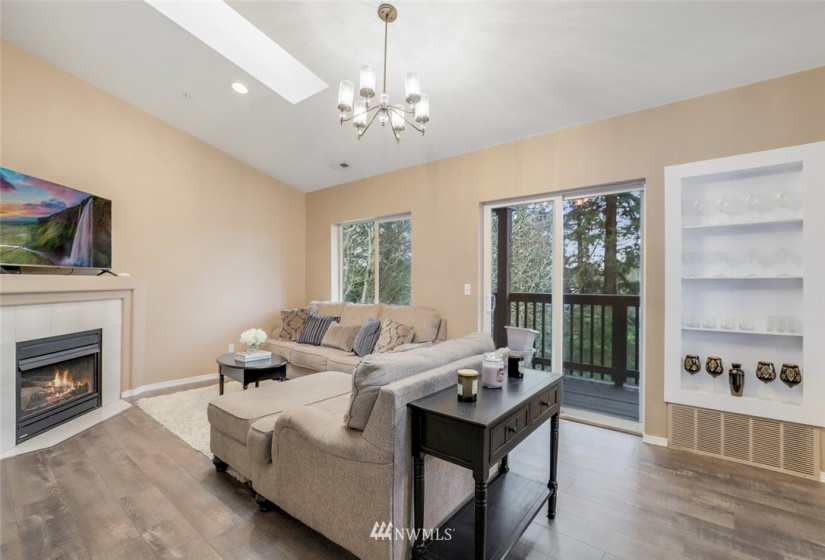 5264 121st, Vancouver, Washington 98682, 2 Bedrooms Bedrooms, ,2 BathroomsBathrooms,Residential,For Sale,ONE LAKE PLACE CONDO PH 1 UNIT 276 SUB 2002,121st,NWM1875827