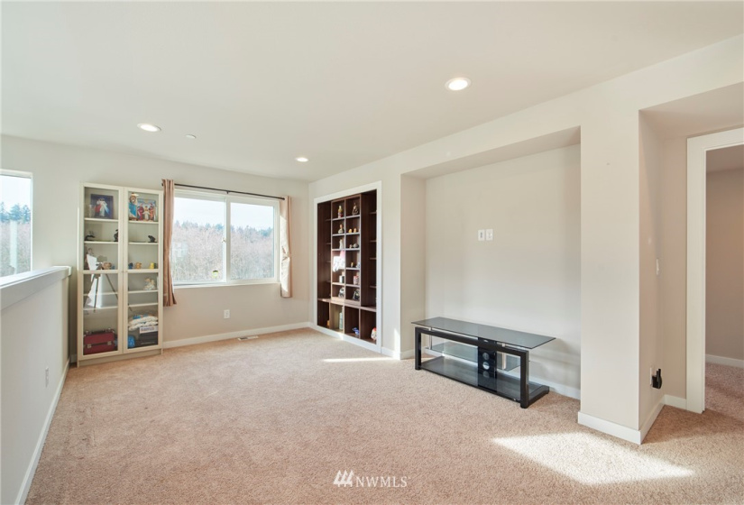 4806 54th, University Place, Washington 98467, 4 Bedrooms Bedrooms, ,2 BathroomsBathrooms,Residential,For Sale,54th,NWM1877644