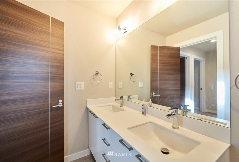 4806 54th, University Place, Washington 98467, 4 Bedrooms Bedrooms, ,2 BathroomsBathrooms,Residential,For Sale,54th,NWM1877644