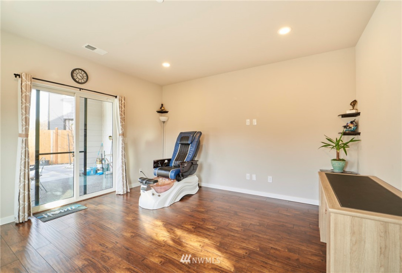4806 54th, University Place, Washington 98467, 4 Bedrooms Bedrooms, ,2 BathroomsBathrooms,Residential,For Sale,54th,NWM1877644