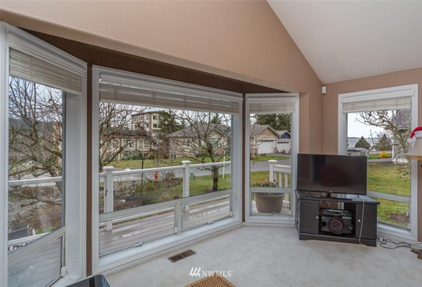 281 Port Townsend Bay, Port Hadlock, Washington 98339, 2 Bedrooms Bedrooms, ,2 BathroomsBathrooms,Residential,For Sale,Villas By The Sea,Port Townsend Bay,NWM1850220