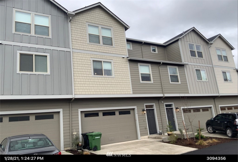 174 Loganberry, Woodland, Washington 98674, ,Residential Income,For Sale,Loganberry,NWM1877659