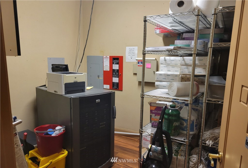 34618 11th, Federal Way, Washington 98003, ,Commercial Sale,For Sale,11th,NWM1877694