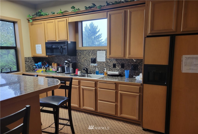 34618 11th, Federal Way, Washington 98003, ,Commercial Sale,For Sale,11th,NWM1877694