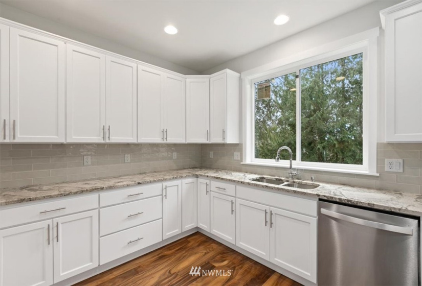 20962 Hermway Heights, Mount Vernon, Washington 98274, 4 Bedrooms Bedrooms, ,2 BathroomsBathrooms,Residential,For Sale,Hermway Heights,NWM1878201