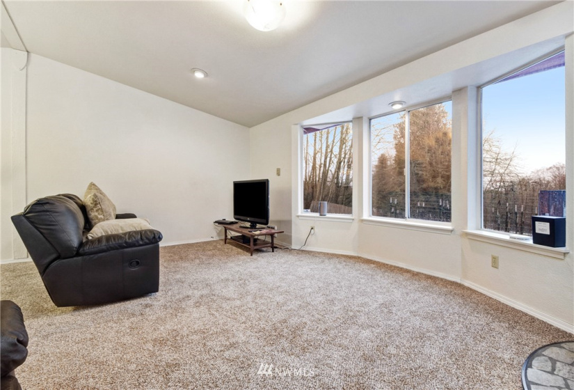 11503 Torrence Dr, Sedro Woolley, Washington 98284, 3 Bedrooms Bedrooms, ,2 BathroomsBathrooms,Residential,For Sale,Torrence Dr,NWM1877796