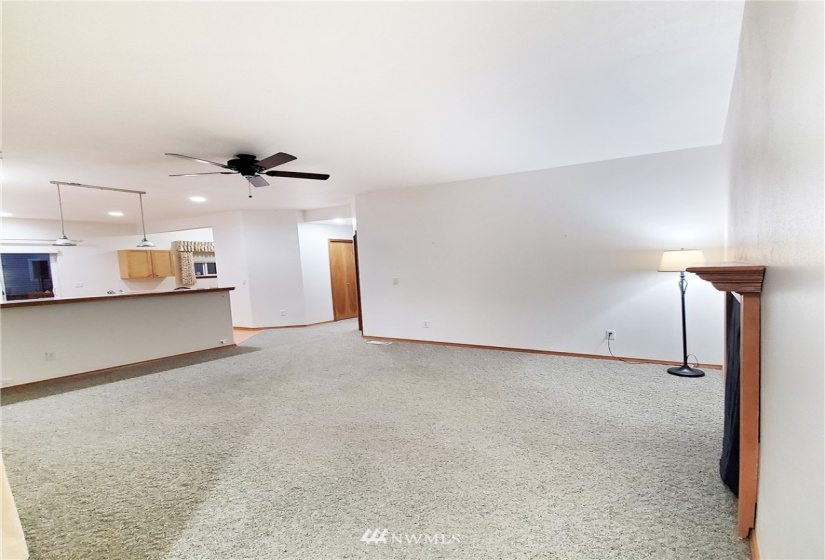 721 CASCADE PALMS COURT, Sedro Woolley, Washington 98284, 2 Bedrooms Bedrooms, ,2 BathroomsBathrooms,Residential,For Sale,CASCADE PALMS CONDO,CASCADE PALMS COURT,NWM1877895