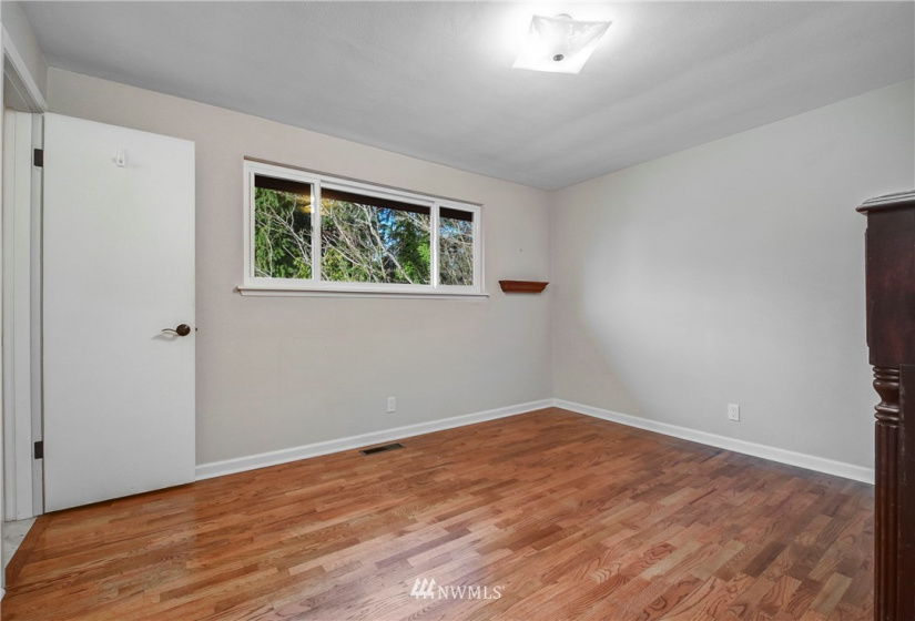 9325 Bowdoin Way, Edmonds, Washington 98020, 5 Bedrooms Bedrooms, ,1 BathroomBathrooms,Residential,For Sale,Bowdoin Road Track,Bowdoin Way,NWM1874110