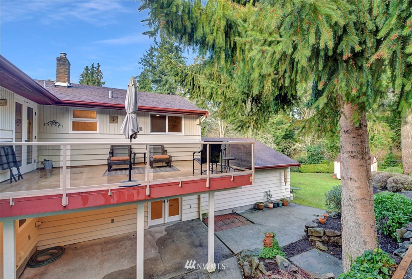 9325 Bowdoin Way, Edmonds, Washington 98020, 5 Bedrooms Bedrooms, ,1 BathroomBathrooms,Residential,For Sale,Bowdoin Road Track,Bowdoin Way,NWM1874110