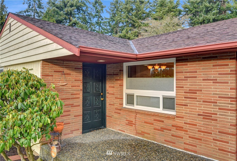 9325 Bowdoin Way, Edmonds, Washington 98020, 5 Bedrooms Bedrooms, ,1 BathroomBathrooms,Residential,For Sale,Bowdoin Road Track,Bowdoin Way,NWM1874110