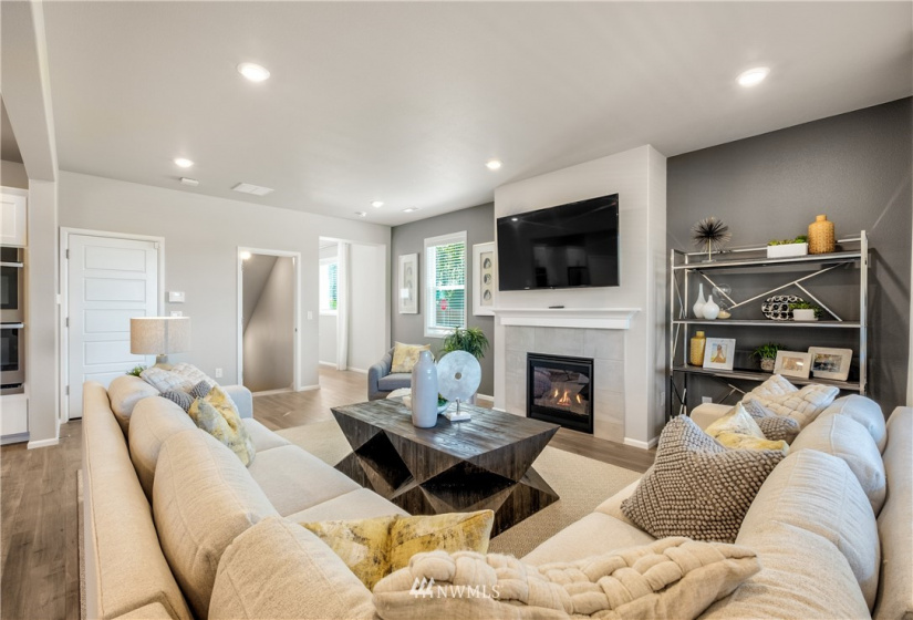 20115 98, Kent, Washington 98031, 4 Bedrooms Bedrooms, ,3 BathroomsBathrooms,Residential,For Sale,Oberon,98,NWM1878331