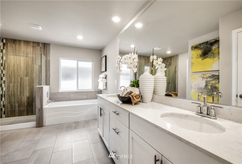 20115 98, Kent, Washington 98031, 4 Bedrooms Bedrooms, ,3 BathroomsBathrooms,Residential,For Sale,Oberon,98,NWM1878331