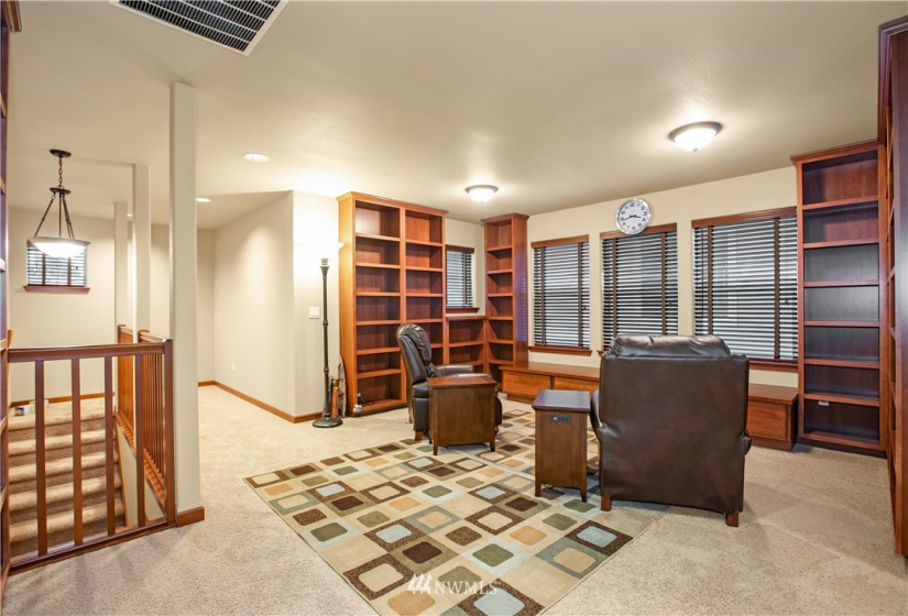 4031 Amelia, Lacey, Washington 98516, 6 Bedrooms Bedrooms, ,2 BathroomsBathrooms,Residential,For Sale,Campus Estates,Amelia,NWM1876995