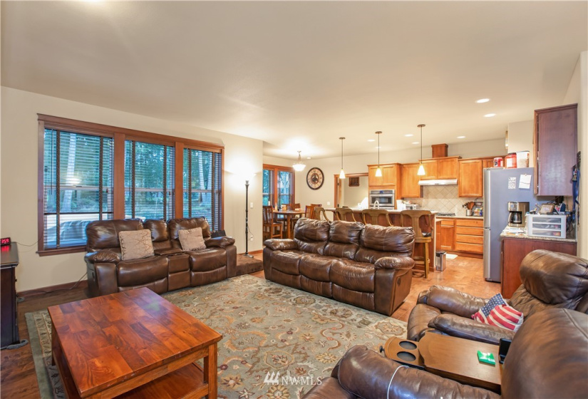 4031 Amelia, Lacey, Washington 98516, 6 Bedrooms Bedrooms, ,2 BathroomsBathrooms,Residential,For Sale,Campus Estates,Amelia,NWM1876995