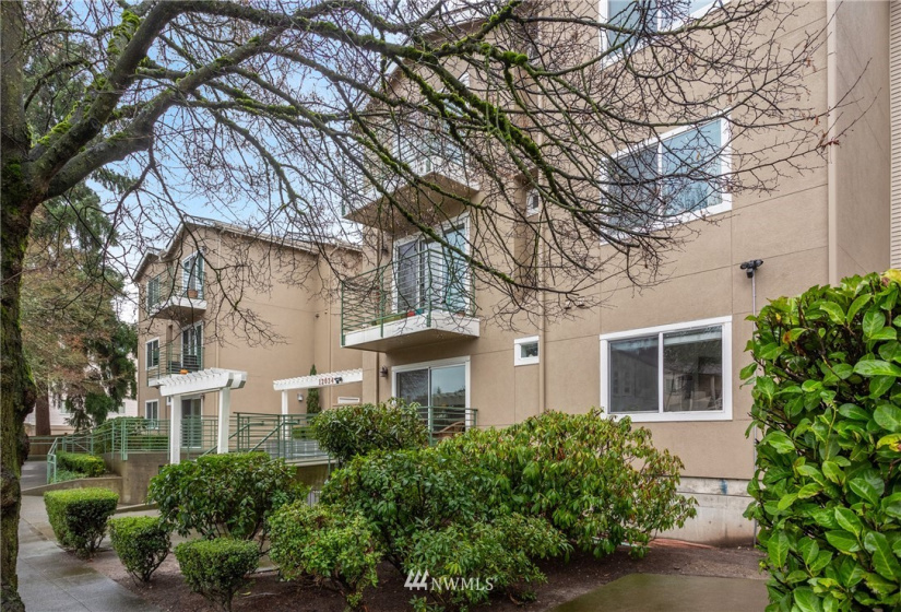 12034 15th, Seattle, Washington 98125, 1 Bedroom Bedrooms, ,1 BathroomBathrooms,Residential,For Sale,Sedona Court,15th,NWM1878124