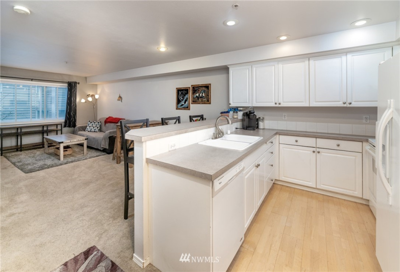 12034 15th, Seattle, Washington 98125, 1 Bedroom Bedrooms, ,1 BathroomBathrooms,Residential,For Sale,Sedona Court,15th,NWM1878124
