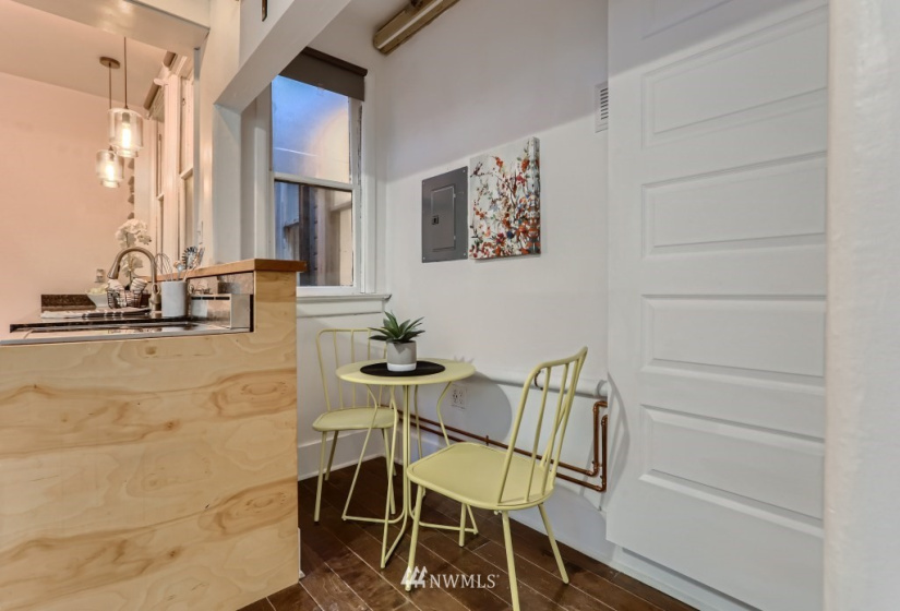 1726 15th Ave, Seattle, Washington 98122, 1 Bedroom Bedrooms, ,1 BathroomBathrooms,Residential,For Sale,The Princeton,15th Ave,NWM1877985