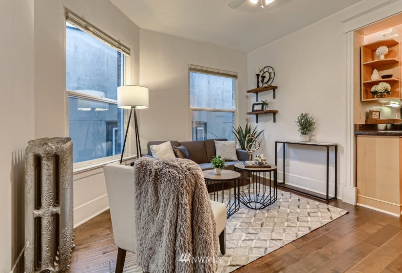 1726 15th Ave, Seattle, Washington 98122, 1 Bedroom Bedrooms, ,1 BathroomBathrooms,Residential,For Sale,The Princeton,15th Ave,NWM1877985