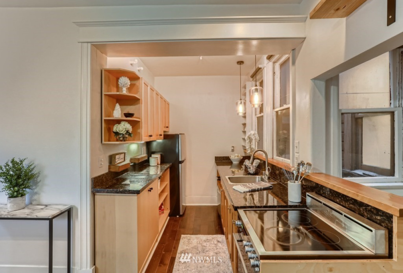 1726 15th Ave, Seattle, Washington 98122, 1 Bedroom Bedrooms, ,1 BathroomBathrooms,Residential,For Sale,The Princeton,15th Ave,NWM1877985