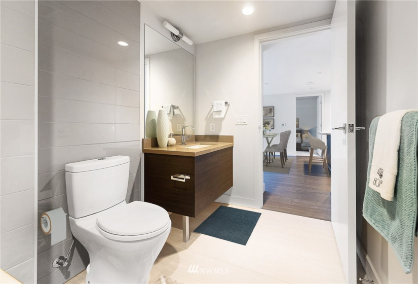 588 Bell Street, Seattle, Washington 98121, 2 Bedrooms Bedrooms, ,1 BathroomBathrooms,Residential,For Sale,Insignia,Bell Street,NWM1878129