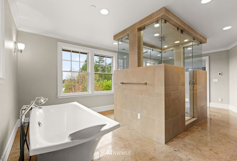 8928 33rd, Yarrow Point, Washington 98004, 4 Bedrooms Bedrooms, ,3 BathroomsBathrooms,Residential Lease,For Rent,33rd,NWM1877914