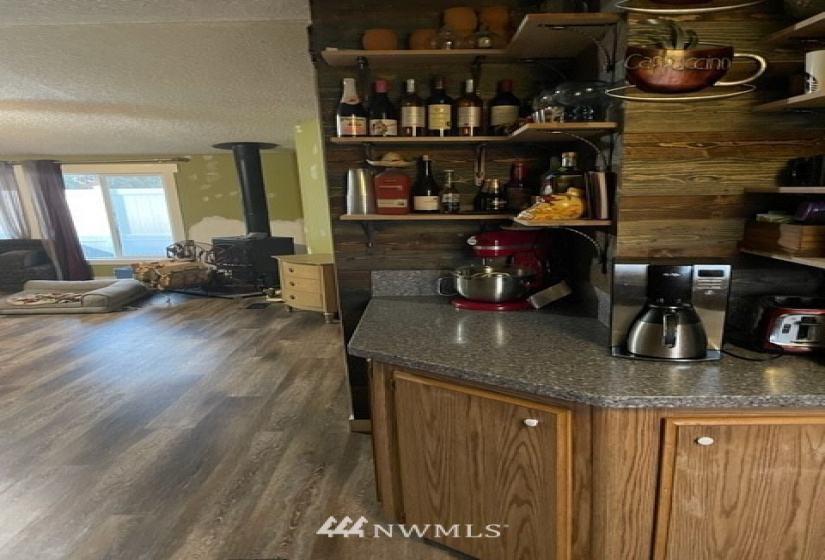 210 37th, Auburn, Washington 98002, 3 Bedrooms Bedrooms, ,2 BathroomsBathrooms,Manufactured In Park,For Sale,37th,NWM1878449