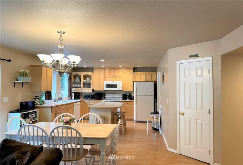 667 Woodland, Ocean Shores, Washington 98569, 3 Bedrooms Bedrooms, ,1 BathroomBathrooms,Residential,For Sale,DIV 24,Woodland,NWM1877964
