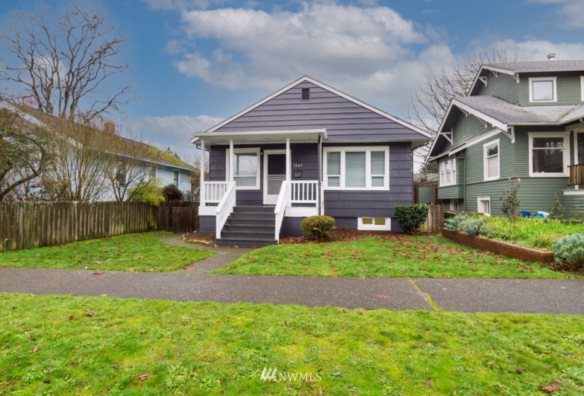 7547 26th, Seattle, Washington 98117, 4 Bedrooms Bedrooms, ,1 BathroomBathrooms,Residential Lease,For Rent,26th,NWM1878627